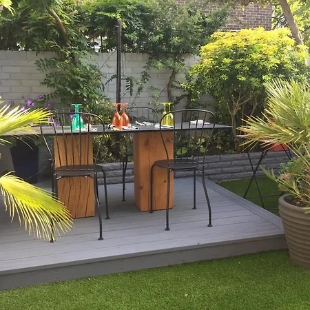 2 Bedroom House In East Dulwich